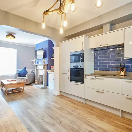 Host & - Number 5 * 惠特比